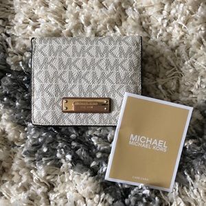 Michael Kors wallet